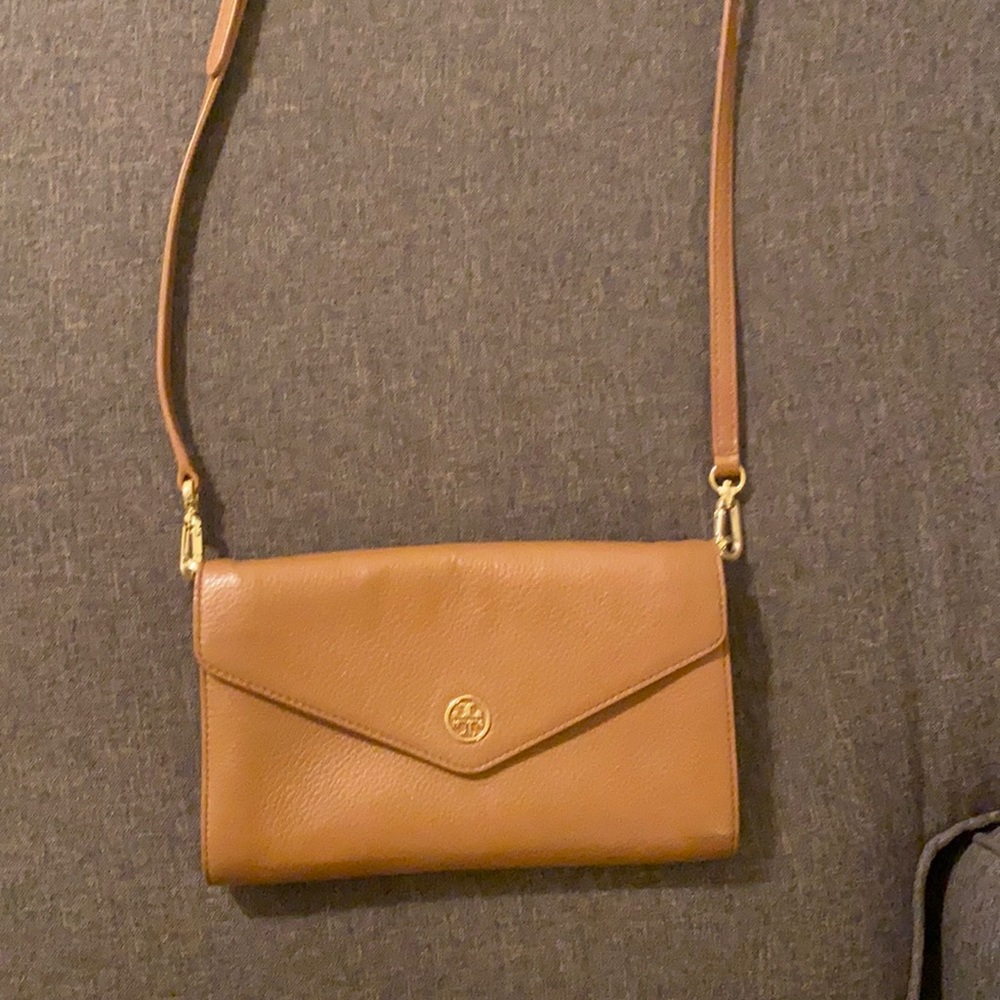 Beige Tory Burch crossbody
